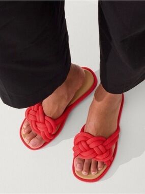 Woven Knot Slide Sandals - Red